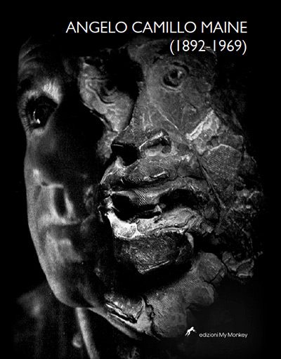 fusione tra una faccia di uomo a sinistra e una scultura relativa ad un volto sulla destra